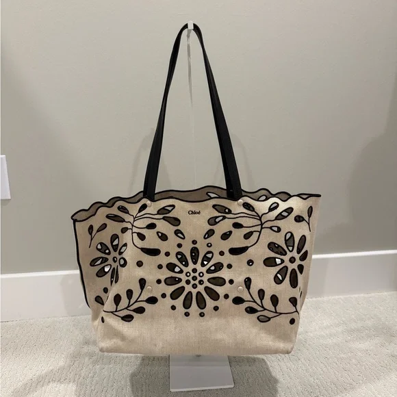 Chloe Kamilla east west eyelet broderie linen tote with leather handles - Picture 1 of 14